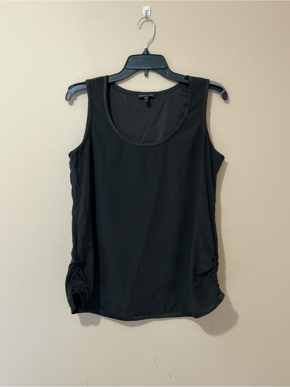 Eileen Fisher Black Silk Sleeveless Scoop Neck Tank